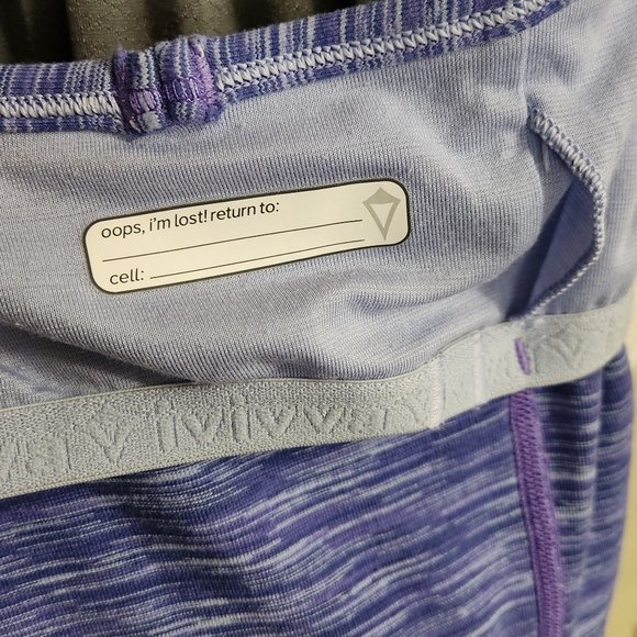 Lululemon Ivivva tank top built-in bra like new - Picture 7 of 8